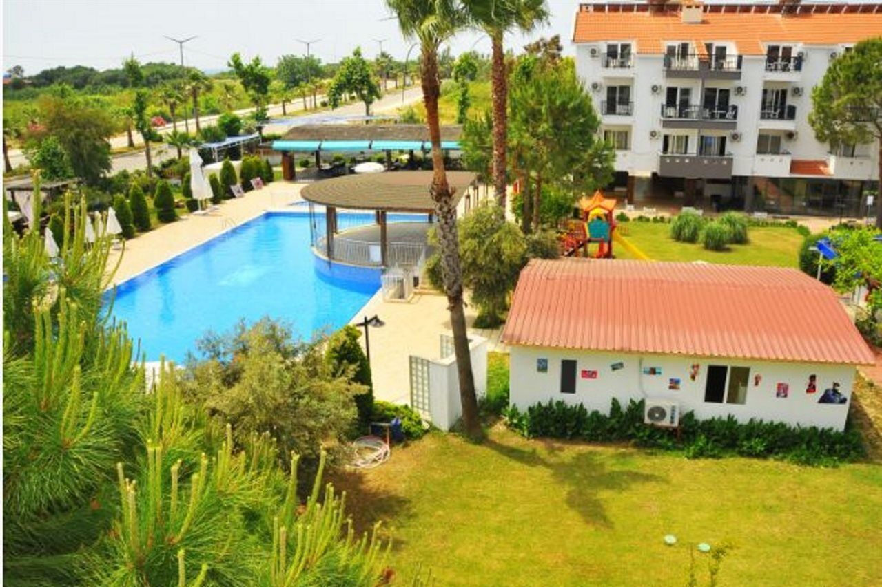 Side Suite Hotel Exterior photo